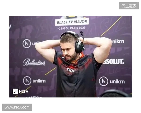 希勒评英超23轮最佳阵容：姆伯莫领衔，格伊、埃斯特旺在列