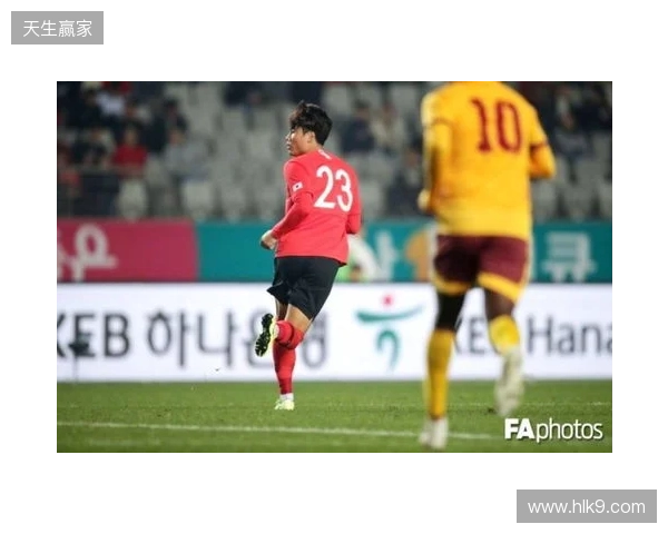 媒体人：U17国脚张伯霖接近加盟湖北星辉，玉昆也曾向球员报价