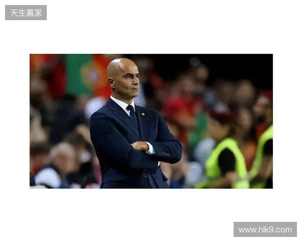 现役前三中场？维蒂尼亚：第一佩德里，然后B费、内维斯和我